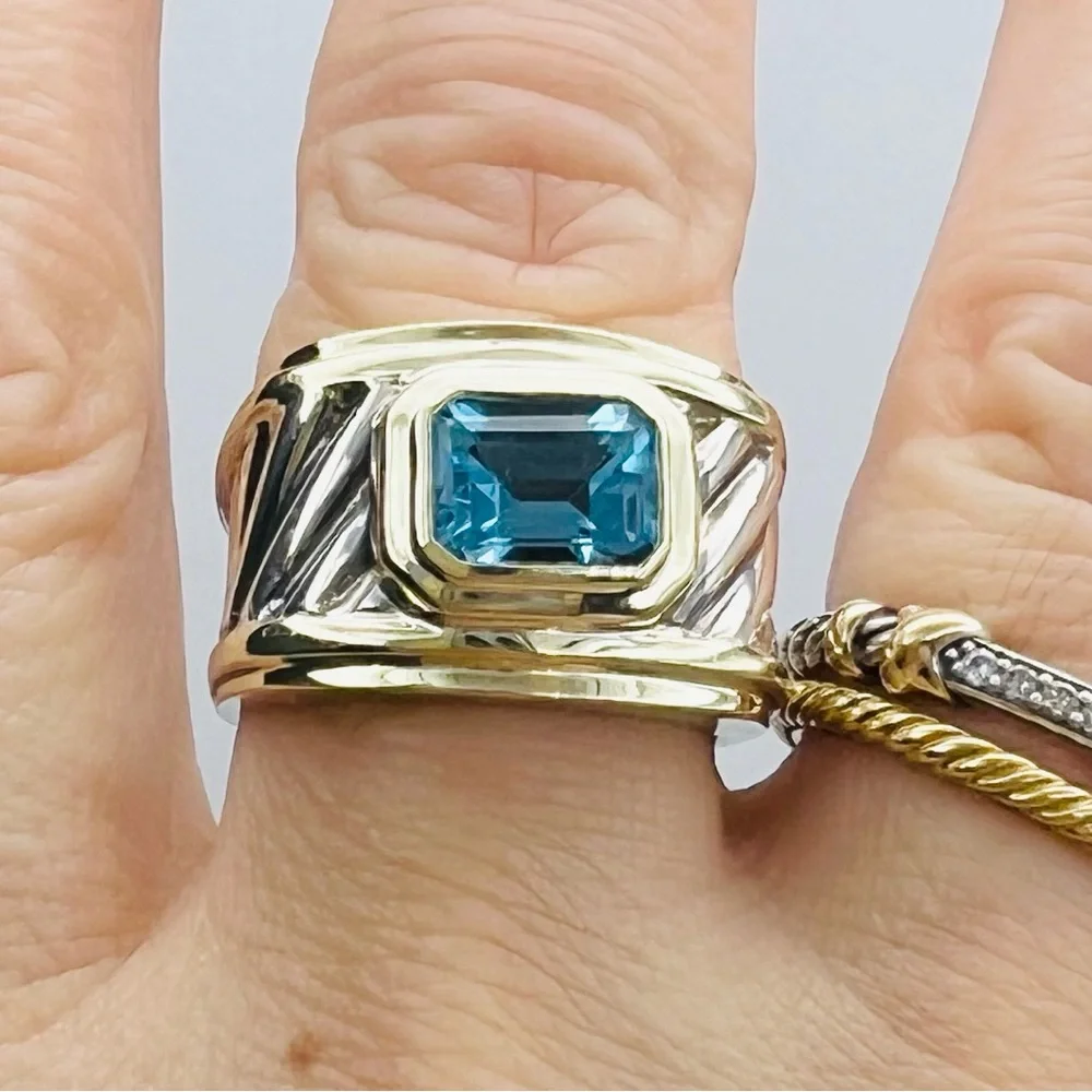 David Yurman Cigar Band Ring WithTopaz and Gold - Picture 7 of 9